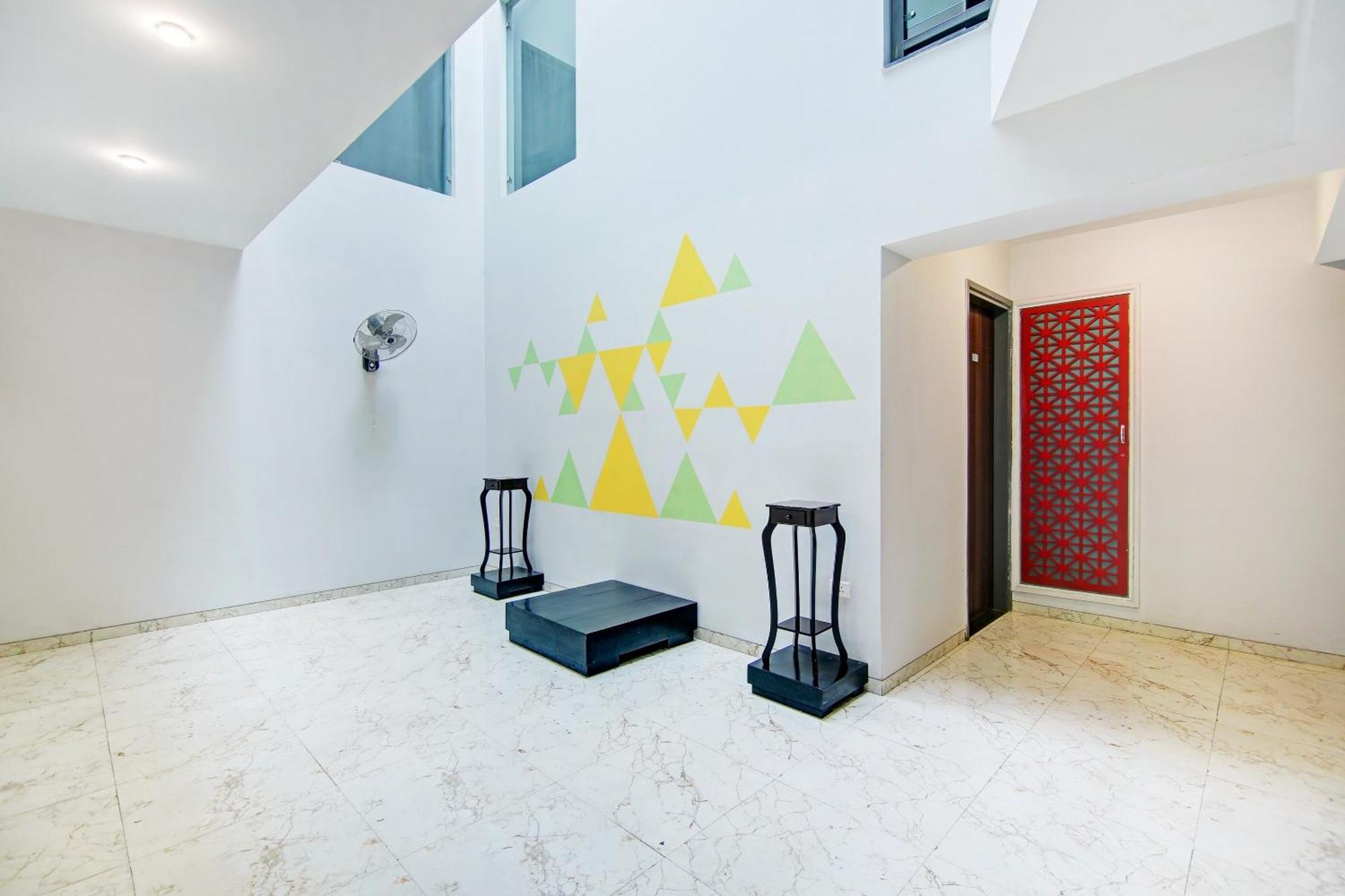 Super Townhouse Geetanjali Inn Gurgaon Dış mekan fotoğraf