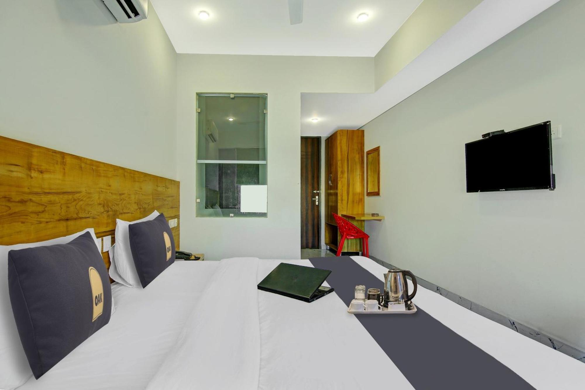 Super Townhouse Geetanjali Inn Gurgaon Dış mekan fotoğraf